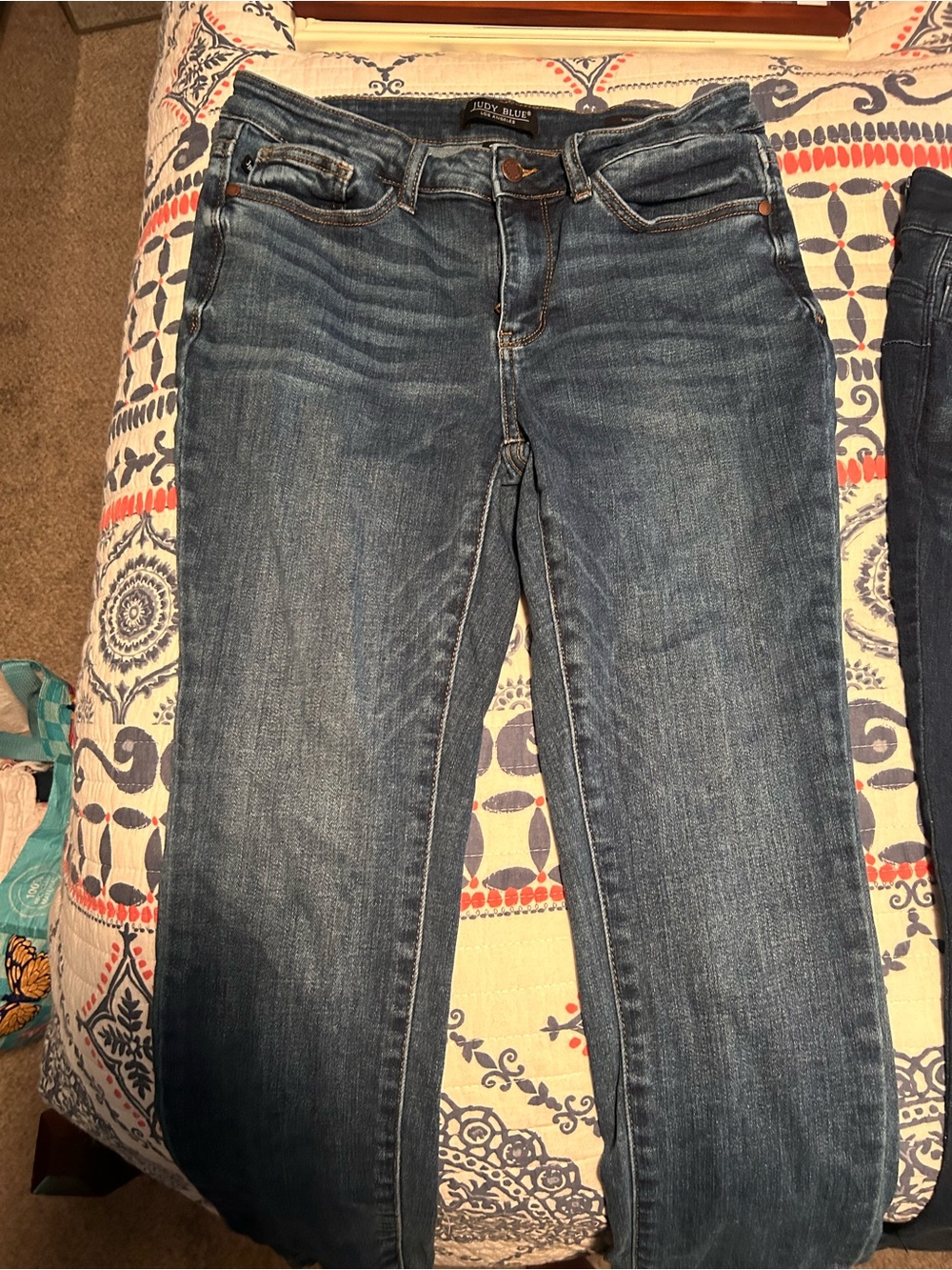 Judy Blue Medium Wash Straight Leg Jeans